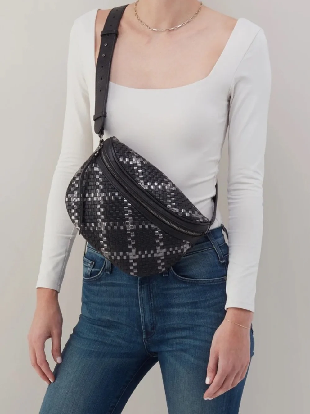 NEW HOBO Juno Belt Bag Woven Leather Black Metallic Woven